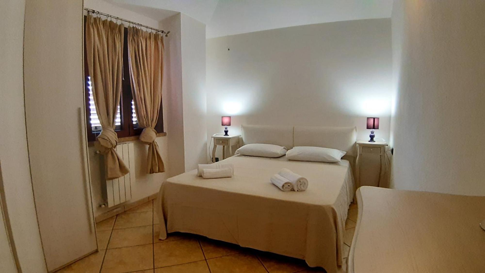 Lo Sguardo Sulla Citta' ,Panoramic View Appartement Olbia Buitenkant foto